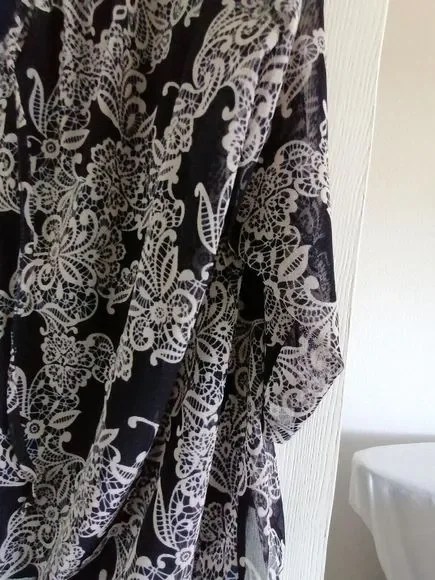 Womens Blouse Size 28 Navy And White Double Layer dress up or down - Picture 4 of 15